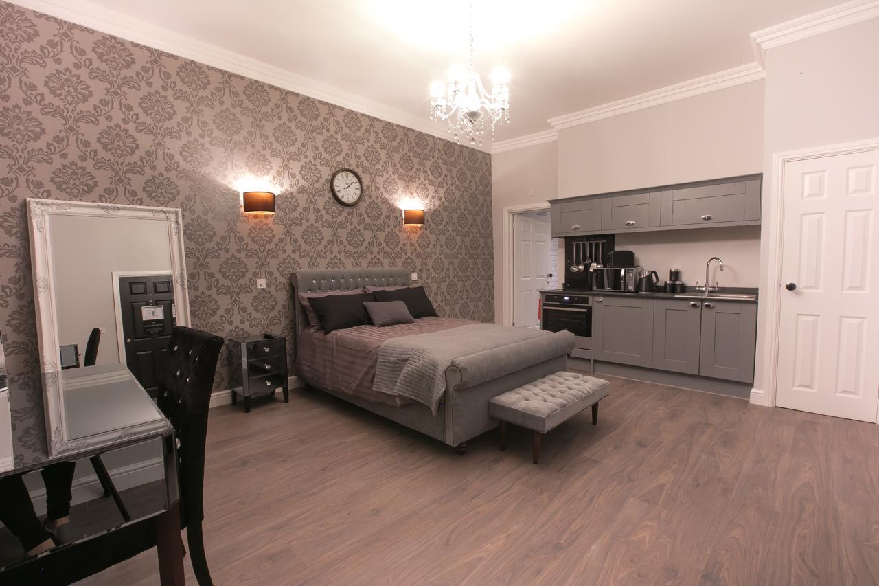 Apartments At Number 10 The Abbey Норуич Екстериор снимка
