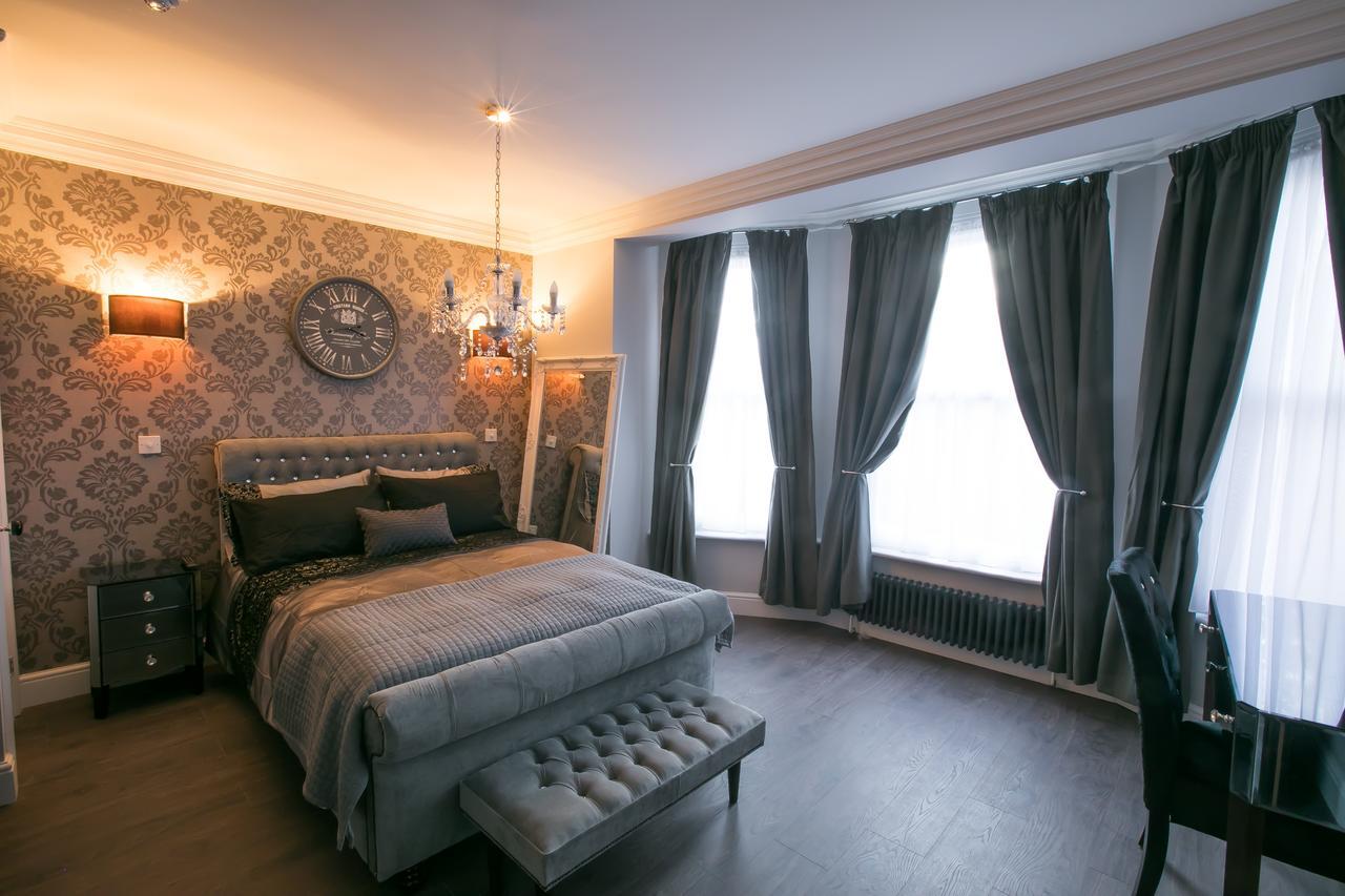 Apartments At Number 10 The Abbey Норуич Екстериор снимка