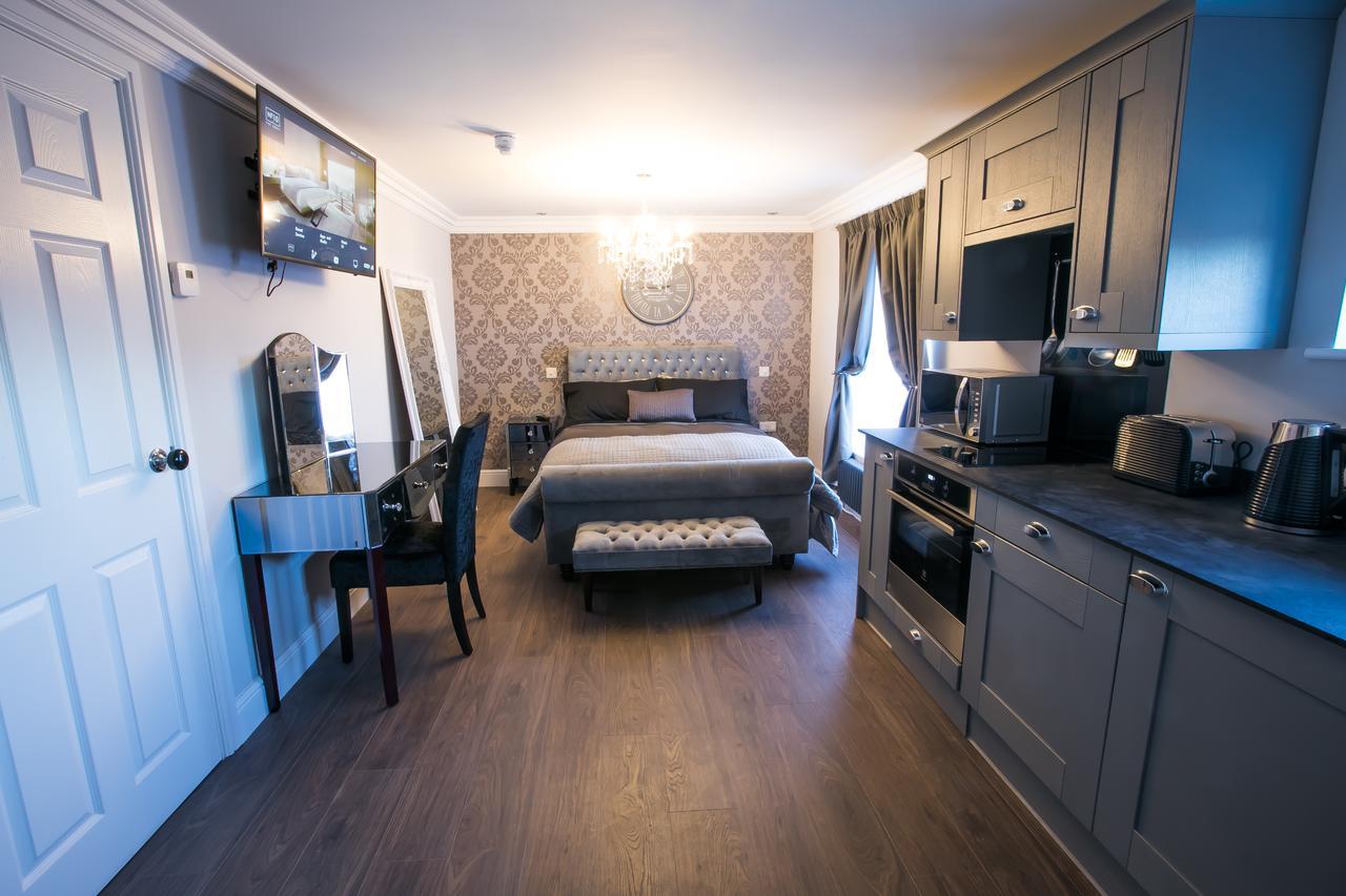 Apartments At Number 10 The Abbey Норуич Екстериор снимка